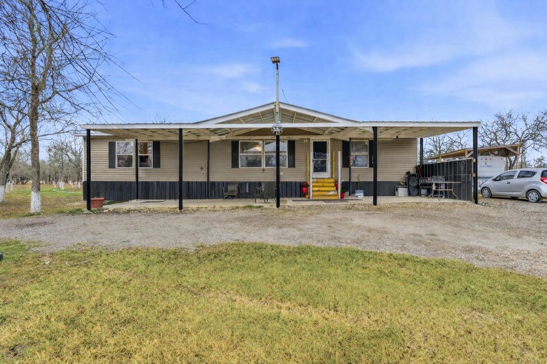 Cedar Creek, Texas, United States 1 - 17022444