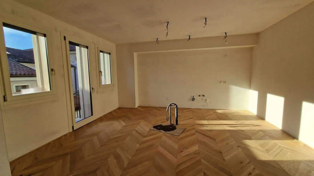 Apartment in Cathedral - Piazza dei Signori, Treviso, Italy 4 - 17022702