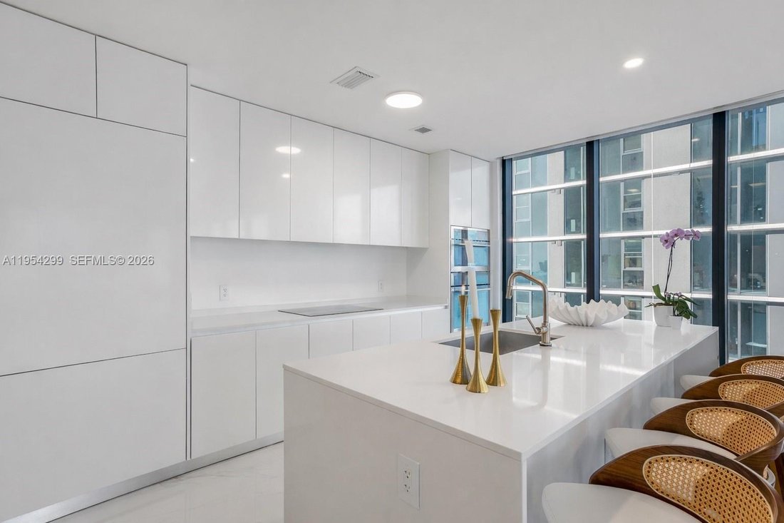 Condo in Miami, Florida, United States 5 - 17022504