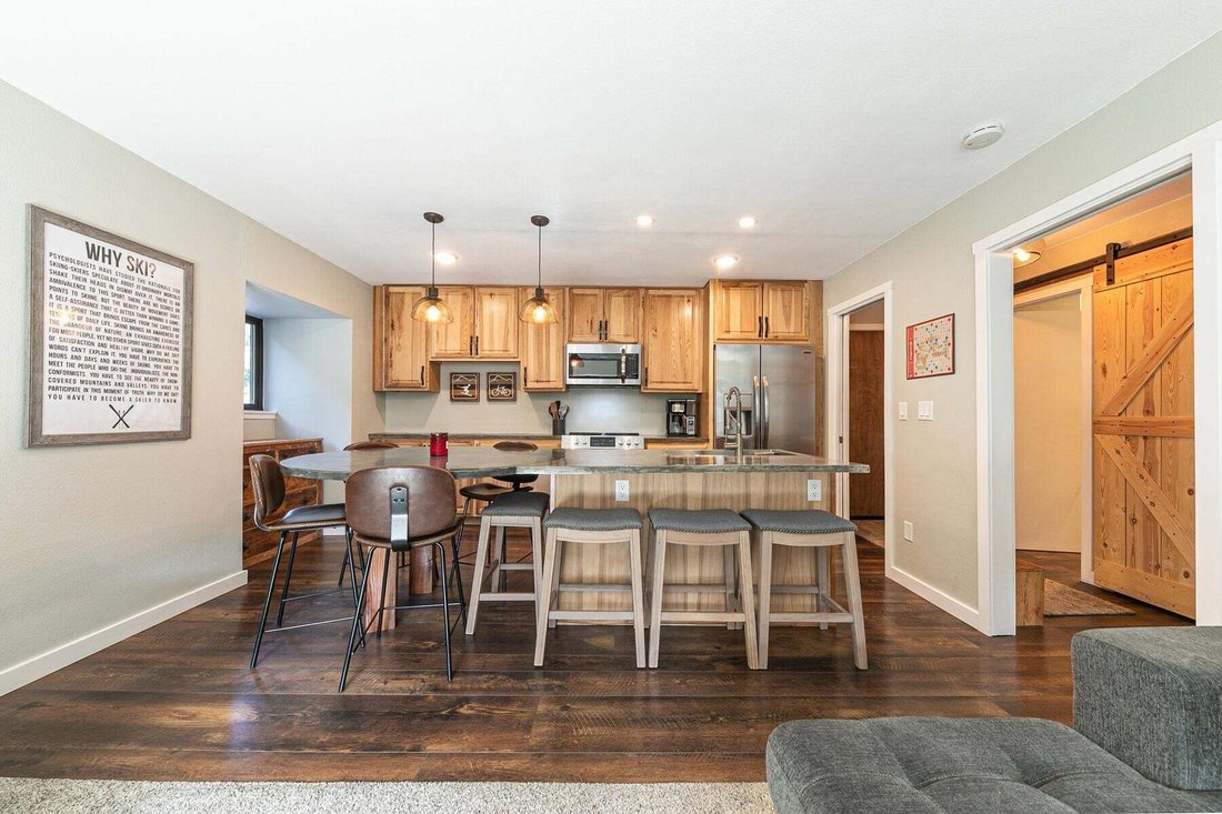 Condo in Olympic Valley, California, United States 1 - 17022061