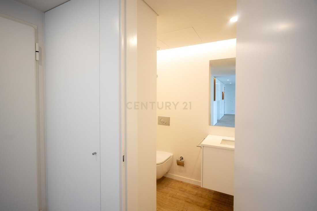 Apartment in Areeiro, Lisbon, Portugal 5 - 17023353