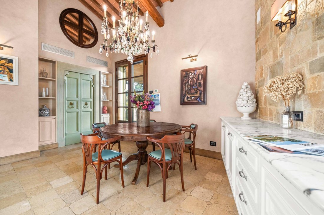 Villa in Two Roads - San Gaggio, Florence, Italy 1 - 17024214