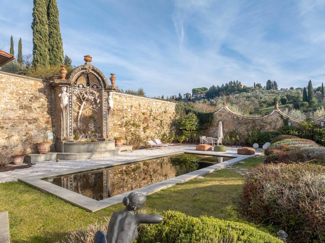Villa in Two Roads - San Gaggio, Florence, Italy 4 - 17024214