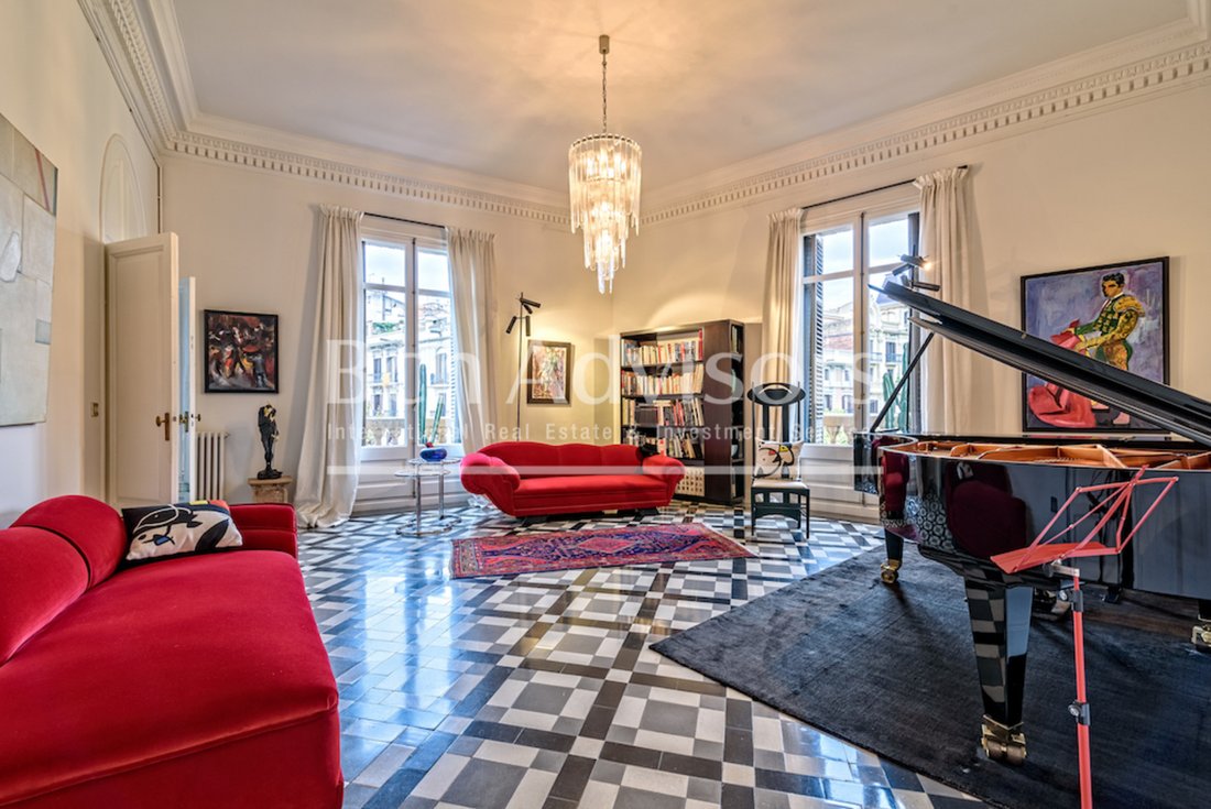 Apartment in Eixample, Barcelona, Spain 1 - 17025675
