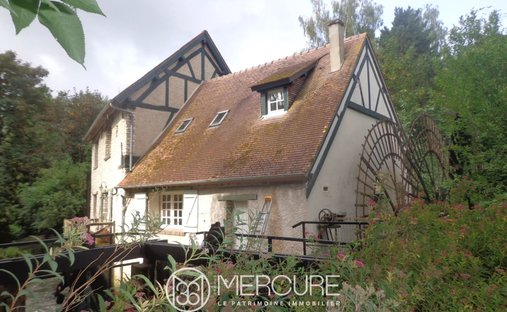 House in Breuilpont, Normandy, France 1