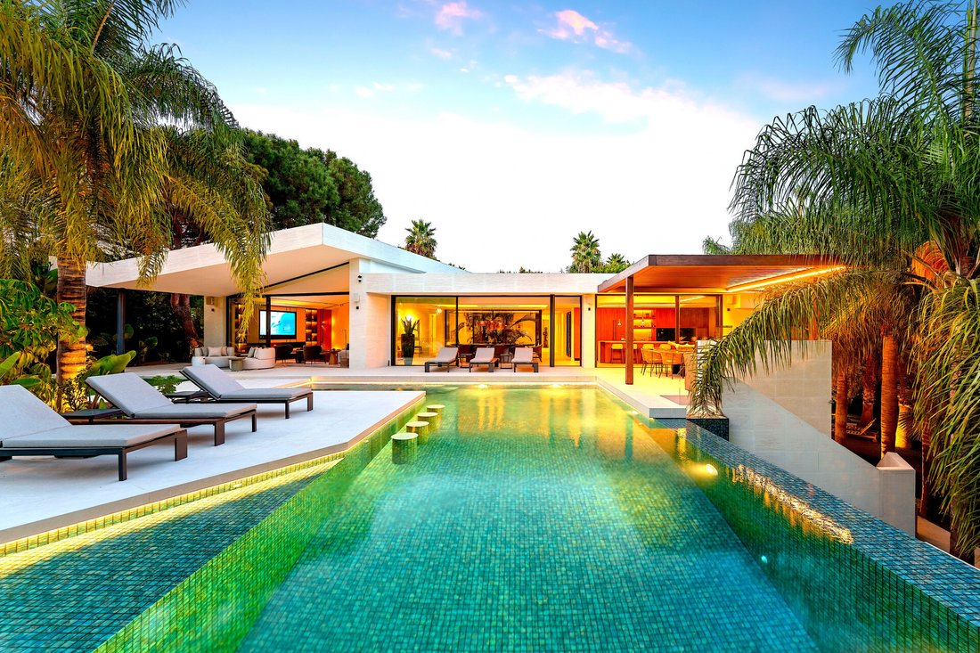 Villa in Marbella, Andalusia, Spain 1 - 17025365