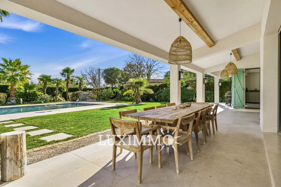 Villa in Mougins, Provence-Alpes-Côte d'Azur, France 4 - 17023087