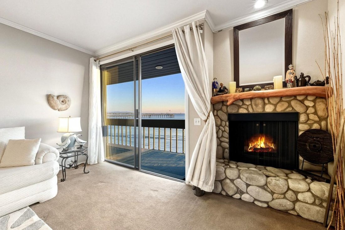 Condo in Ventura, California, United States 2 - 17025610