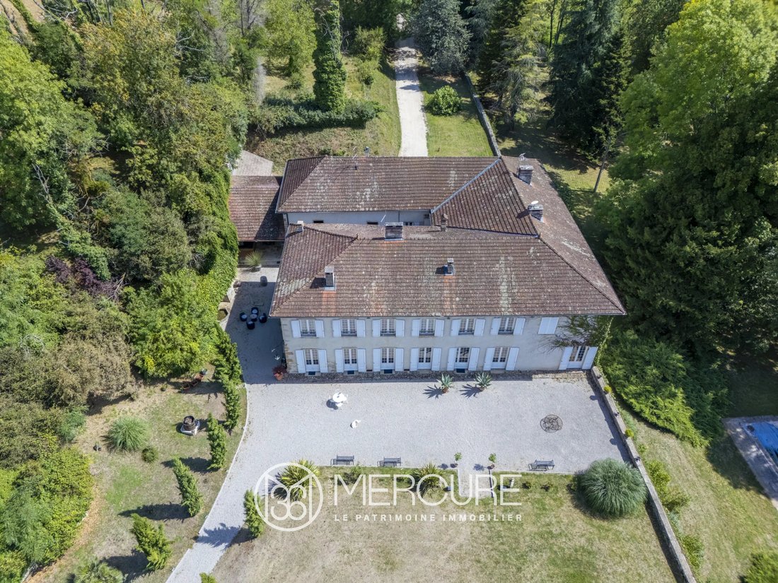 Maison à Saint-Vérand, Auvergne-Rhône-Alpes, France 1 - 16005033