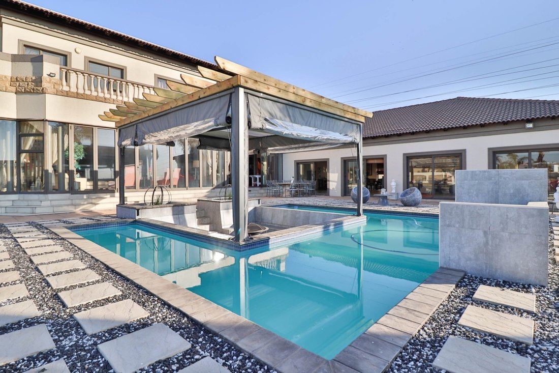 Maison à Parkrand, Gauteng, Afrique du Sud 1 - 17026377