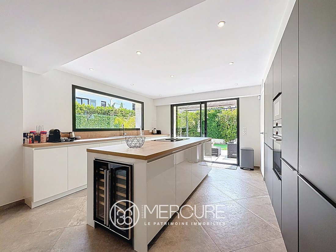 Villa in La Source, Cannes, France 5 - 16766898