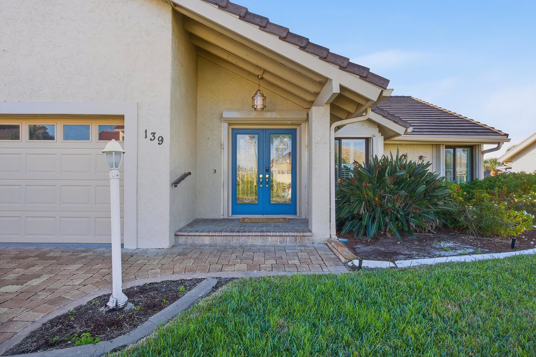 Venice, Florida, United States 3 - 17025545