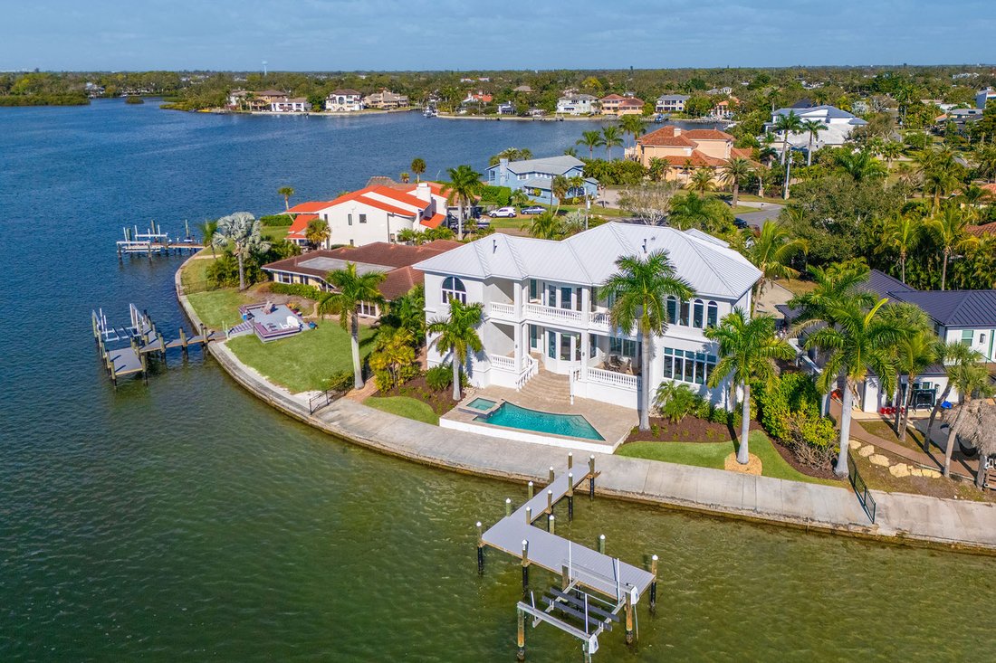 Sarasota, Florida, United States 5 - 17025748