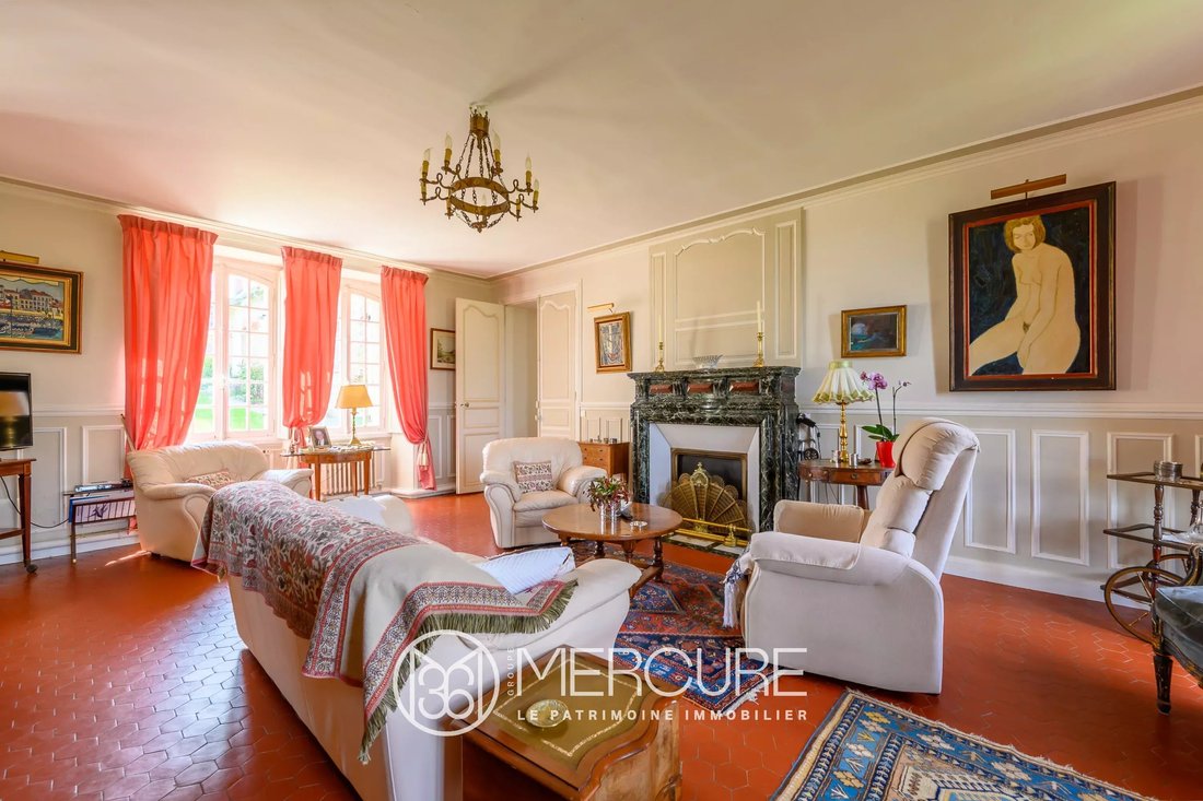 Estate in La Ferte-Gaucher, Ile-de-France, France 4 - 14417656
