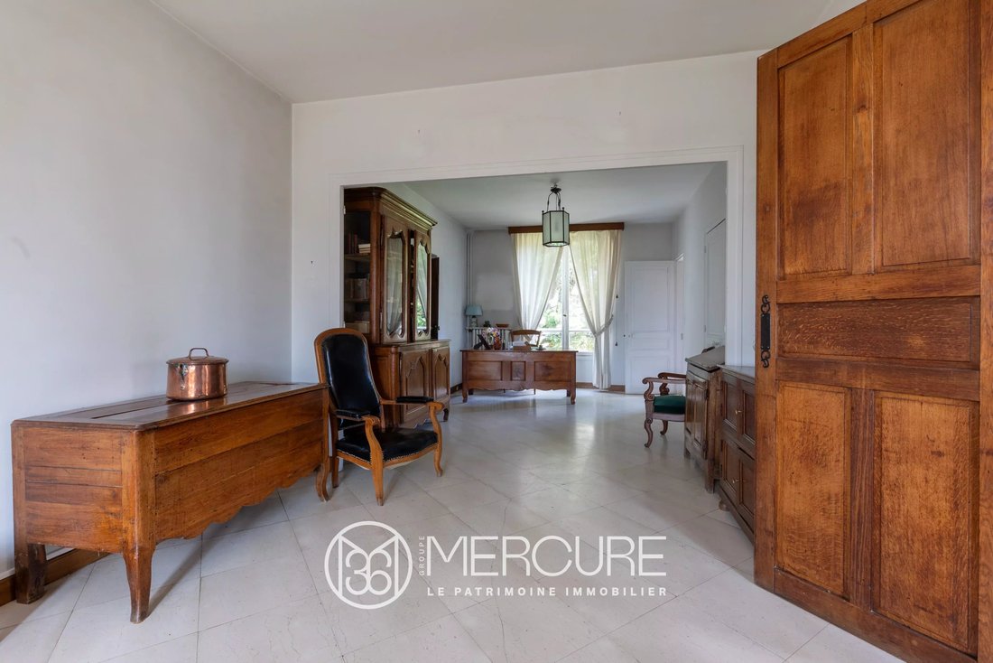 Estate in Leclerc-Centre Ouest, Brie-Comte-Robert, France 4 - 15745614