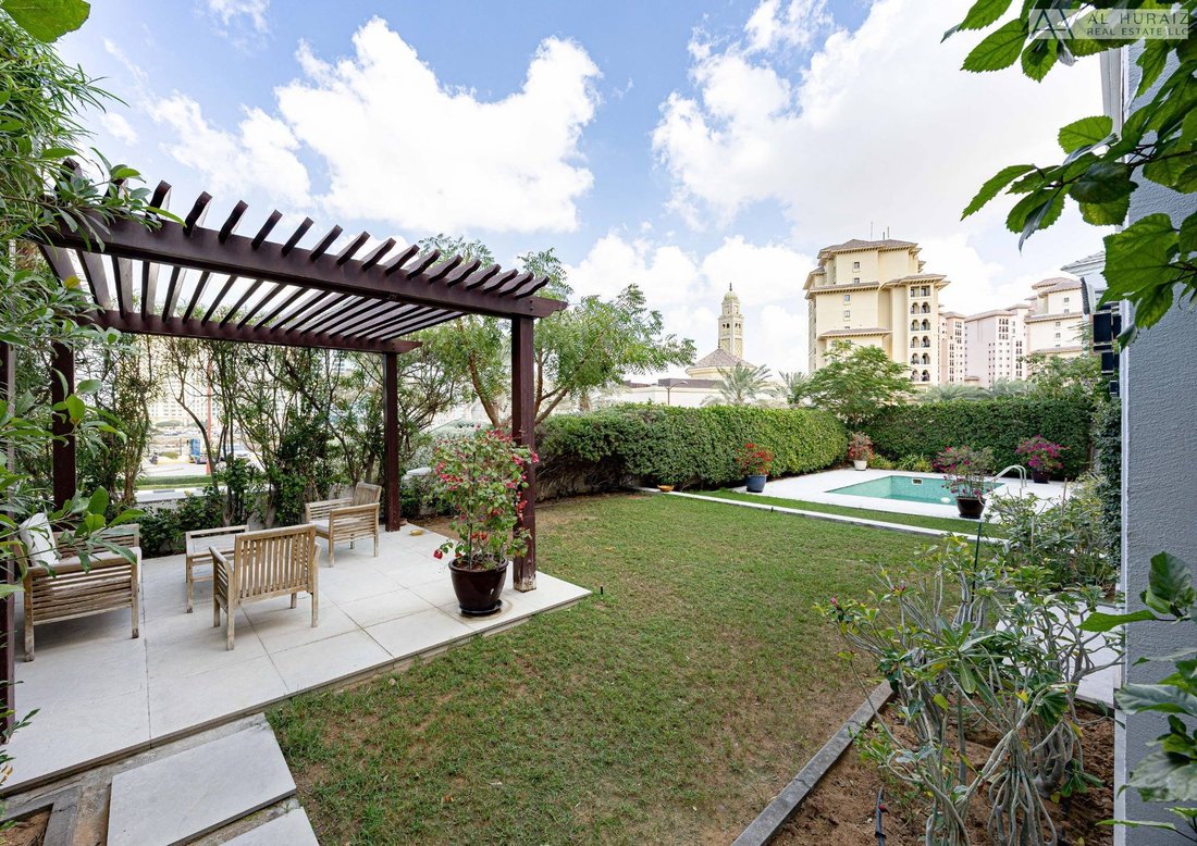 Villa in Jumeirah Golf Estates, Dubai, United Arab Emirates 2 - 17025361