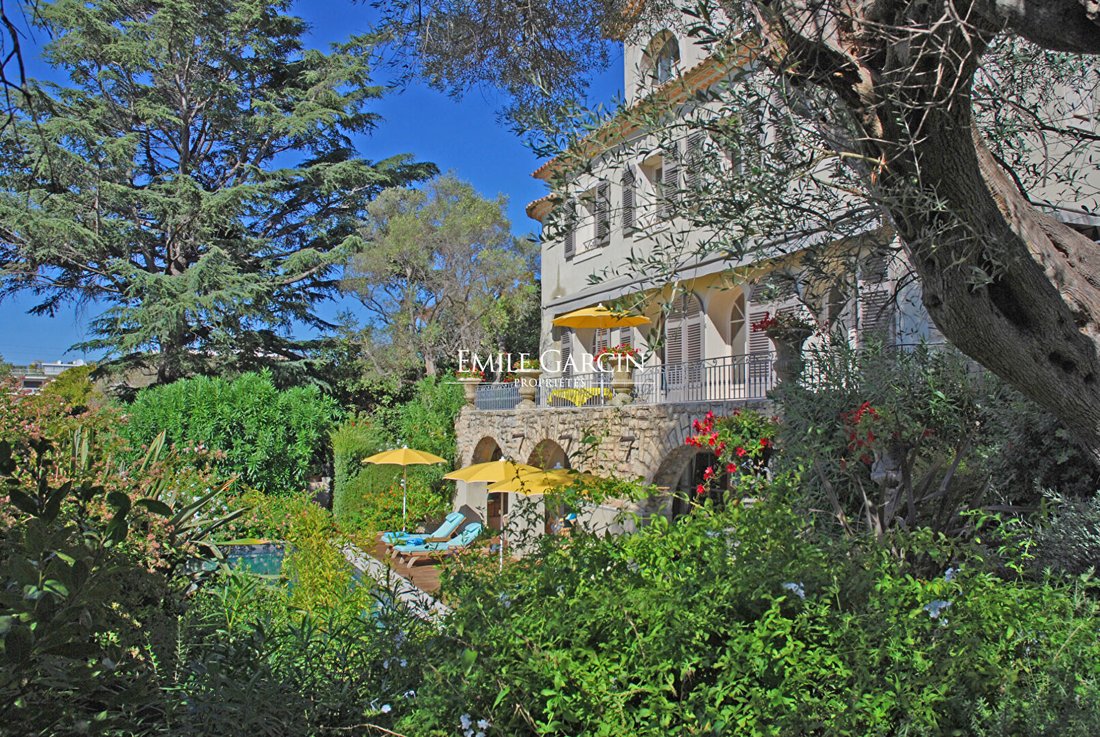 Villa in Ponteil, Antibes, France 2 - 17025636