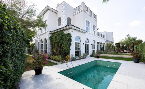 Villa in Jumeirah Golf Estates, Dubai, Vereinigte Arabische Emirate 1