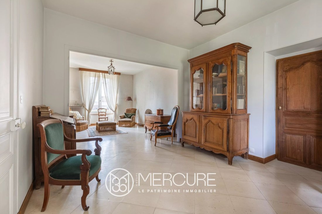 Estate in Leclerc-Centre Ouest, Brie-Comte-Robert, France 5 - 15745614