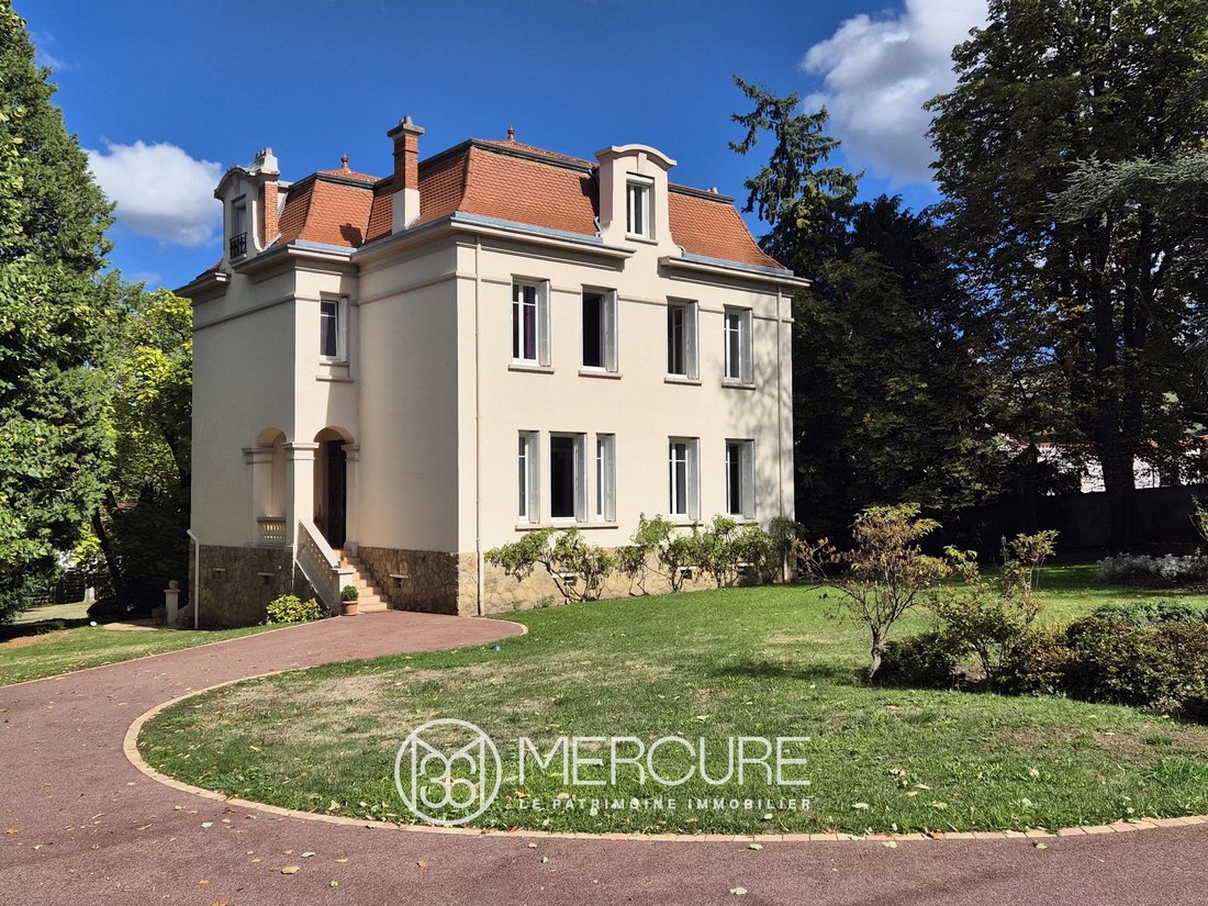 House in Saint-Paul-en-Jarez, Auvergne-Rhône-Alpes, France 1 - 16413423