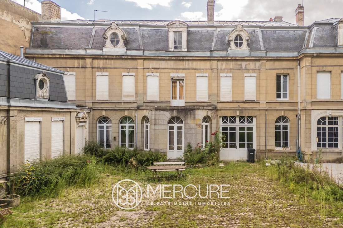 Townhouse in Le Quesnoy, Hauts-de-France, France 4 - 16277698