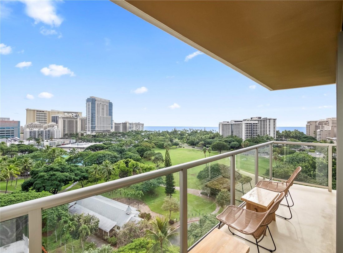 Condo in Honolulu, Hawaii, United States 2 - 17025509