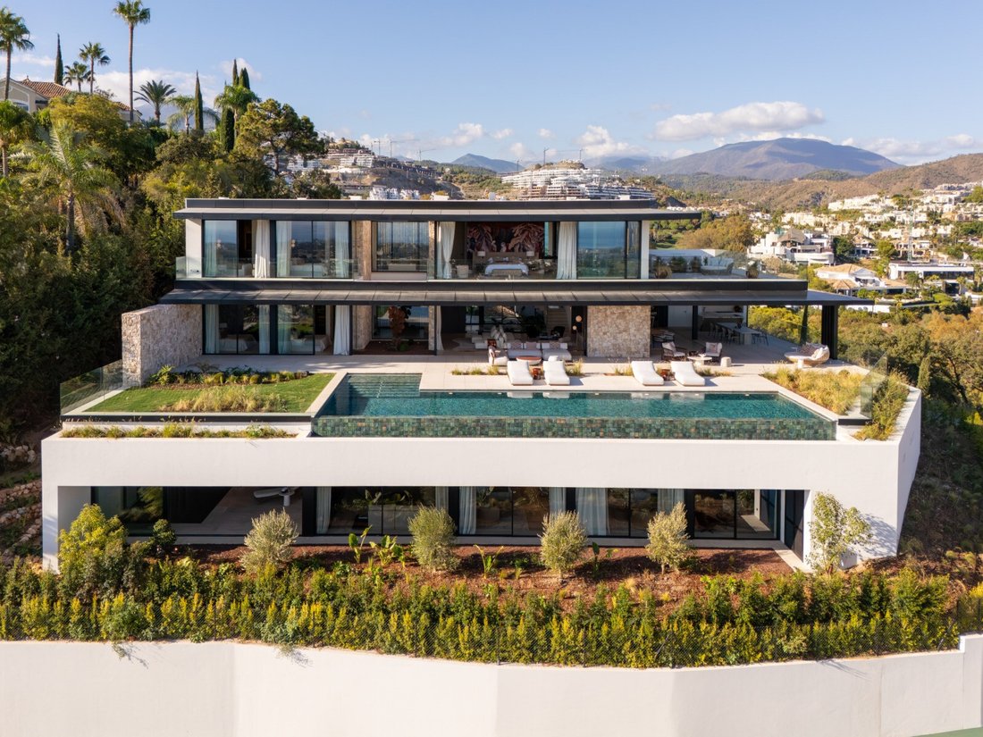 Villa in La Quinta, Benahavis, Andalusia 2 - 17025557
