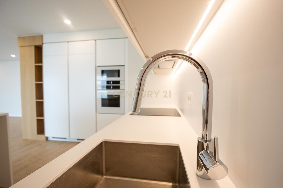 Apartment in Areeiro, Lisbon, Portugal 4 - 17023338