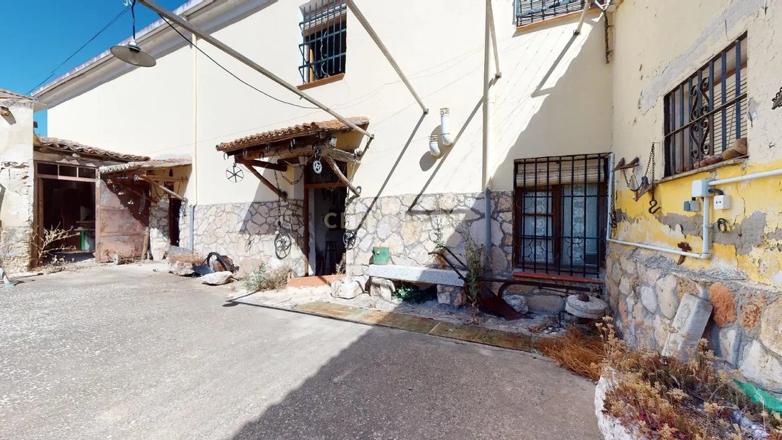 Villa in Villalbilla, Comunidad de Madrid, Spain 5 - 12191310
