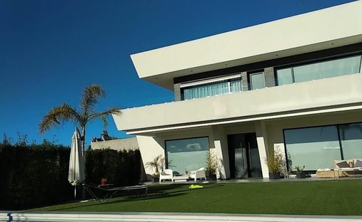 Villa in Baena, Andalusia, Spain 1