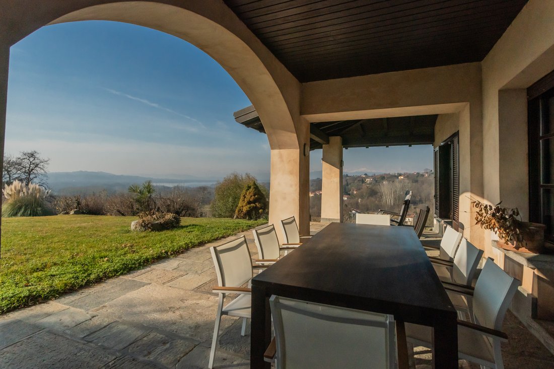 Villa a Centro, Varese, Lombardia 2 - 17027248
