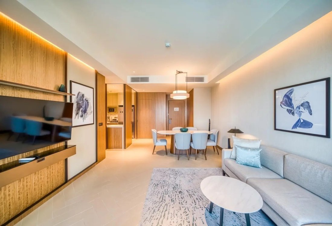 Apartment in Burj Khalifa Lake, Downtown Dubai, Dubai 3 - 17026455