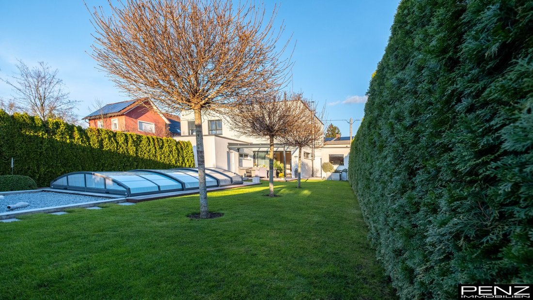 Linz: Exklusives Doppelhaus Voll Ausgestattet In Ruhe Lage