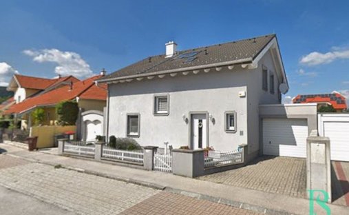 Haus in Bad Vöslau, Niederösterreich, Österreich 1