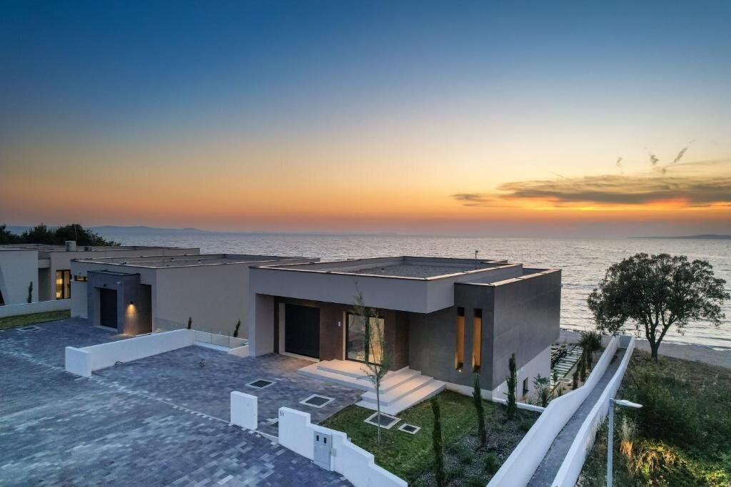 Villa in Zaton, Zadar County, Croatia 4 - 16450665