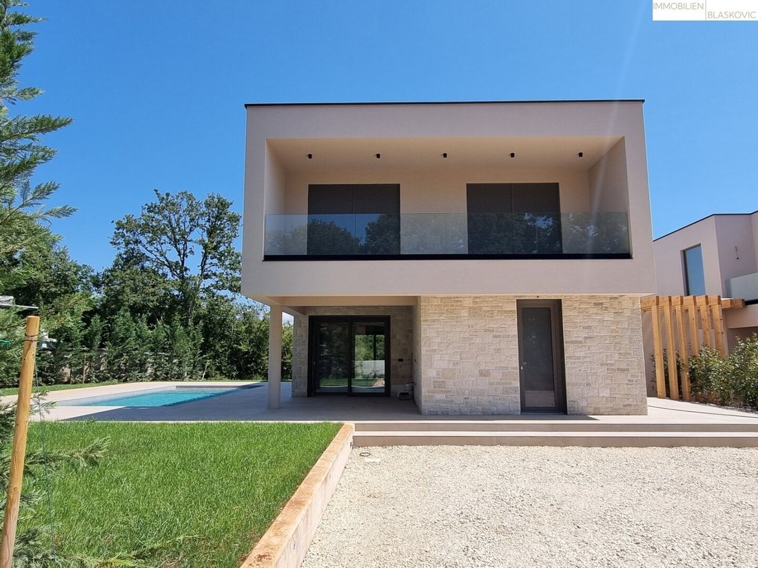 Villa in Porec, Istria County, Croatia 1 - 16424988