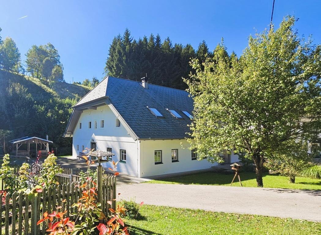 Ein Juwel, Ein Sacherl Des 18. Jahrhunderts – Historisches Anwesen Mit Modernem Wohntraum Und Idyll