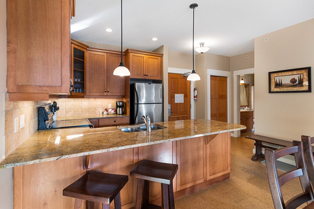 Condo in Silver Star, British Columbia, Canada 5 - 17034342