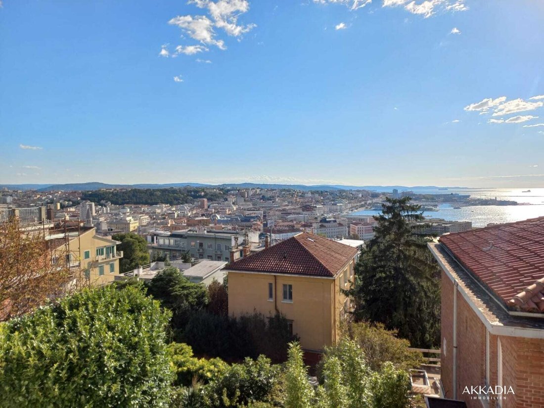 House in Roiano-Scorcola, Trieste, Friuli – Venezia Giulia 1 - 17036252