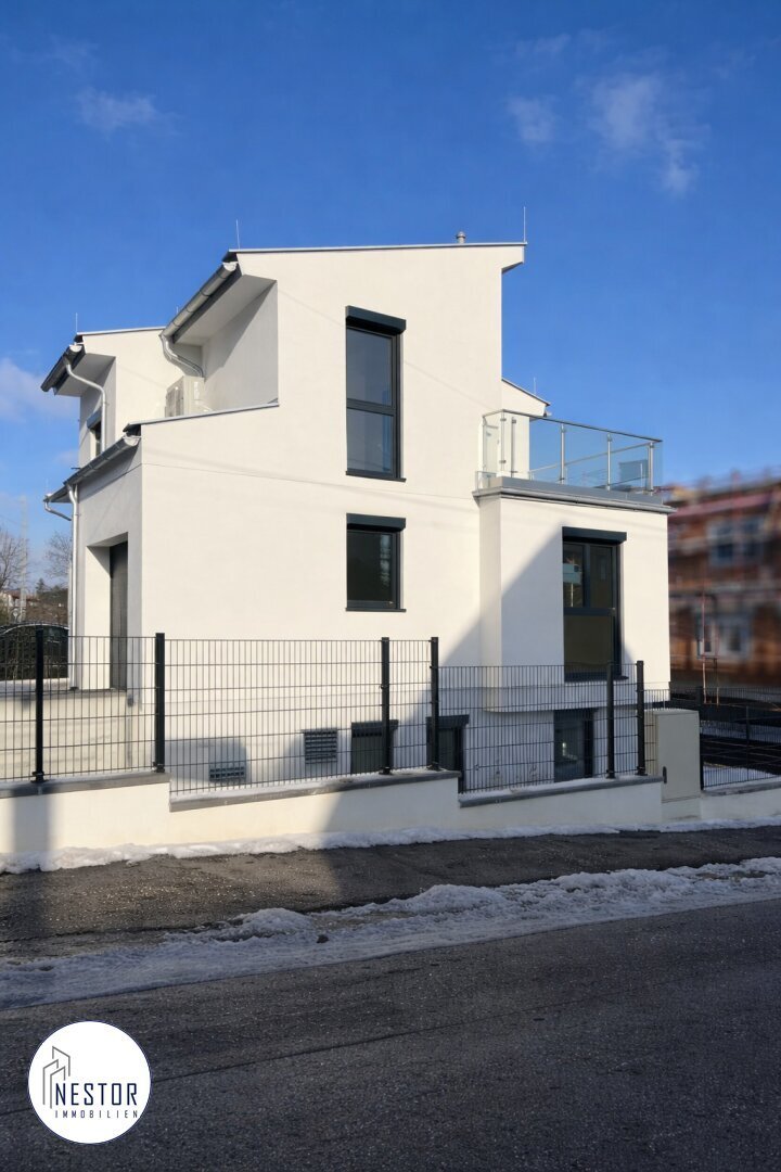 House in Vienna, Wien, Austria 5 - 17033115