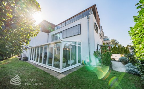 Villa in Vienna, Wien, Austria 1
