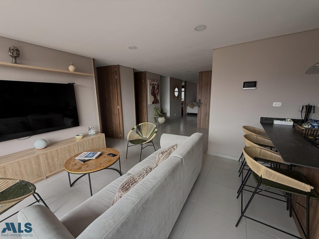Apartment in Medellín, Antioquia, Colombia 2 - 17039811