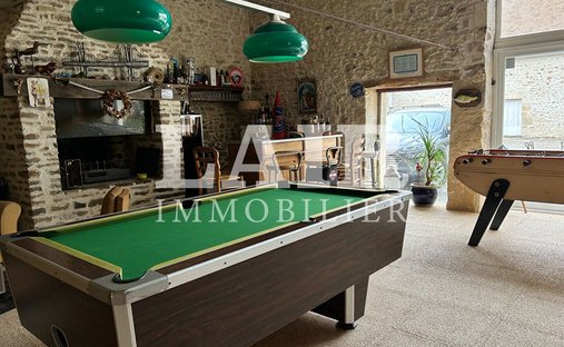 Sale Of Equestrian Estate Argentan, 180m² 7 Rooms 625,000€ Orne