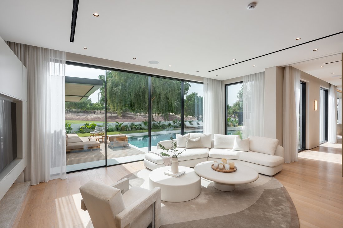 Villa in Jumeirah Golf Estates, Dubai, Vereinigte Arabische Emirate 4 - 17039306