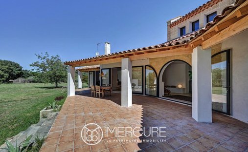 Maison à Uzès, Occitanie, France 1