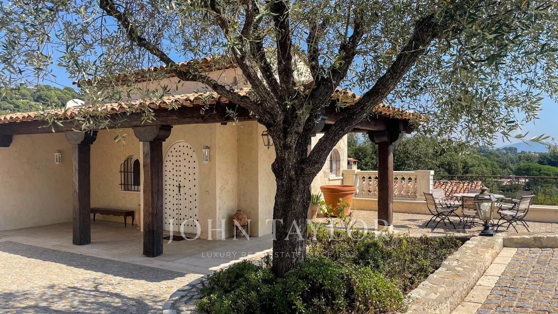 House in Quartiers Est les Salettes-Les Campons, La Colle-sur-Loup, France 4 - 17039018