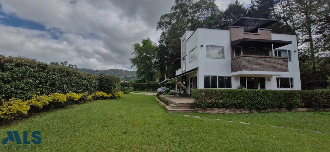 Finca in Guarne, Guarne, Colombia 3 - 17039817