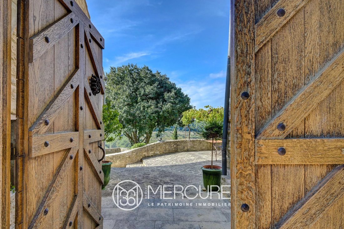 Castle in La Roque-sur-Pernes, Provence-Alpes-Côte d'Azur, France 5 - 14584206