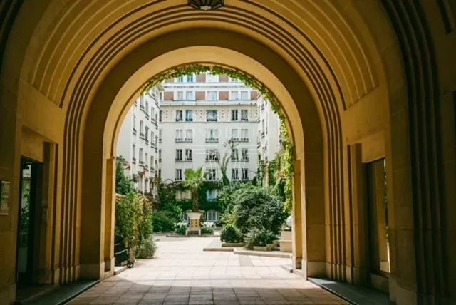 Apartment in Gros Caillou, Paris 7e Arrondissement, Paris 1 - 17039587