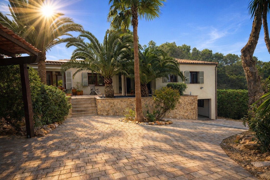 Villa in Santa Ponsa, Balearic Islands, Spain 1 - 17039621